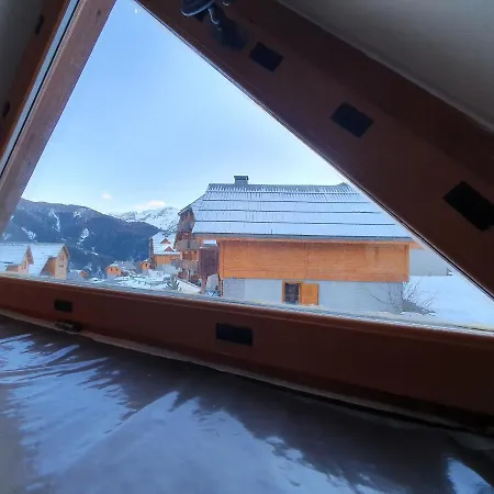Joli Avec Terrasse Vue Sur Les Montagnes Uvernet-Fours